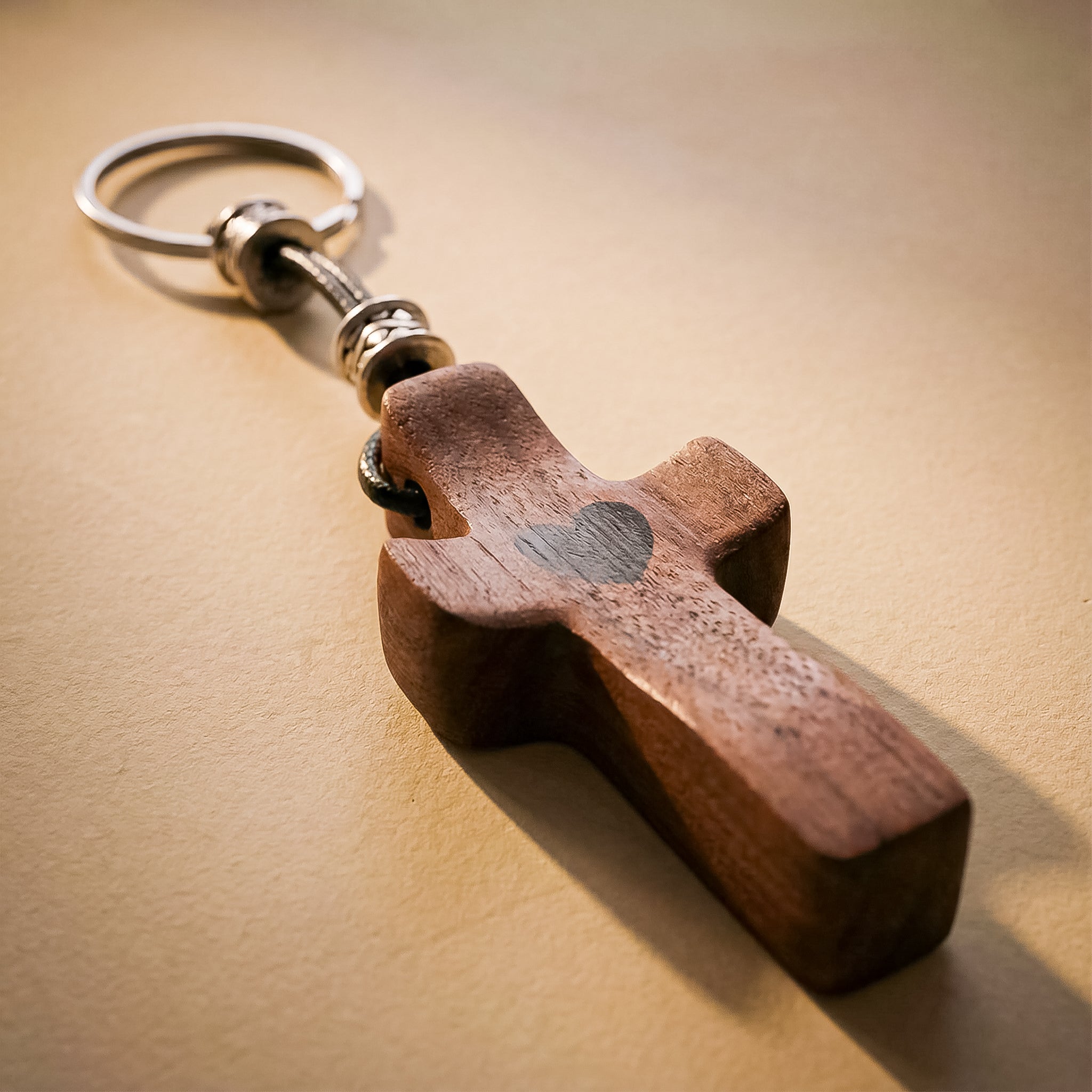 Set de 1 Cruz de Madera + 1 Llavero cruz
