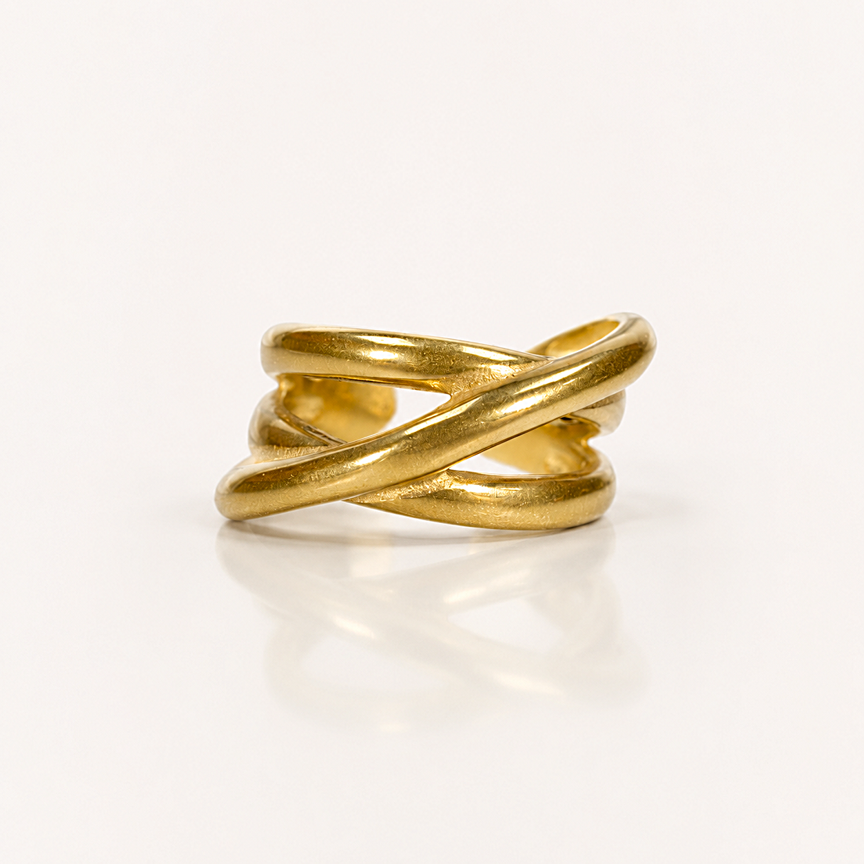 Némesis Lotus Unalome Ring