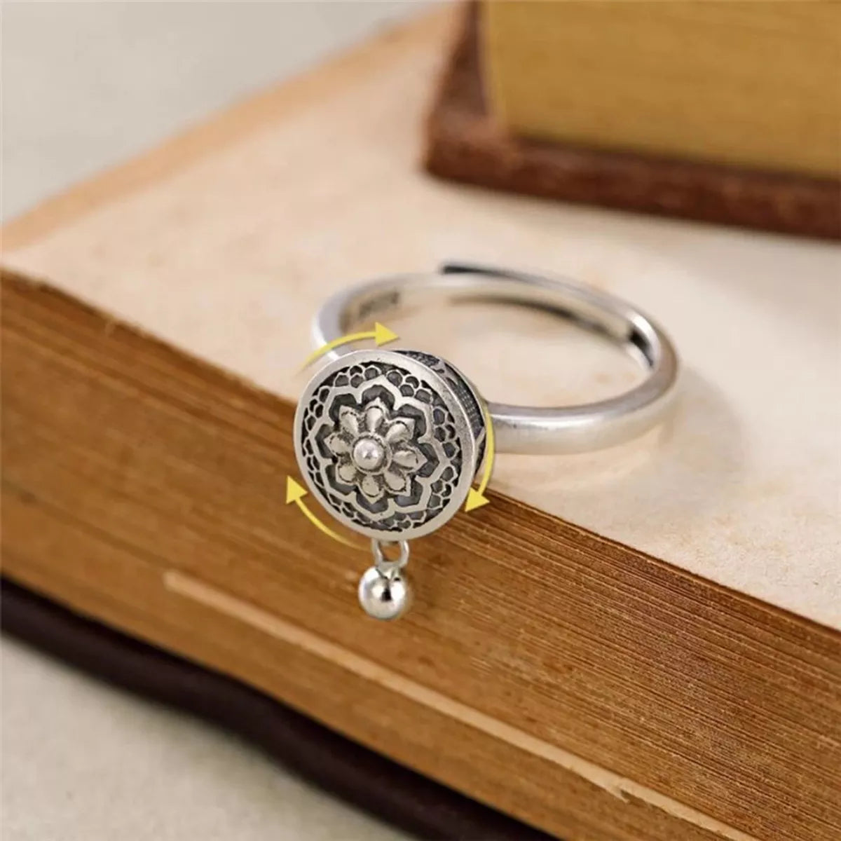 MANDALA-BLUMENRING · TIBETISCHER DREHRING