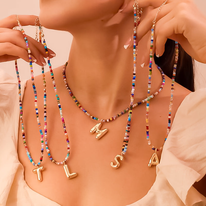 Colgante Inicial multicolor | Baño de Oro 18K y Personalizado Hecho a Mano