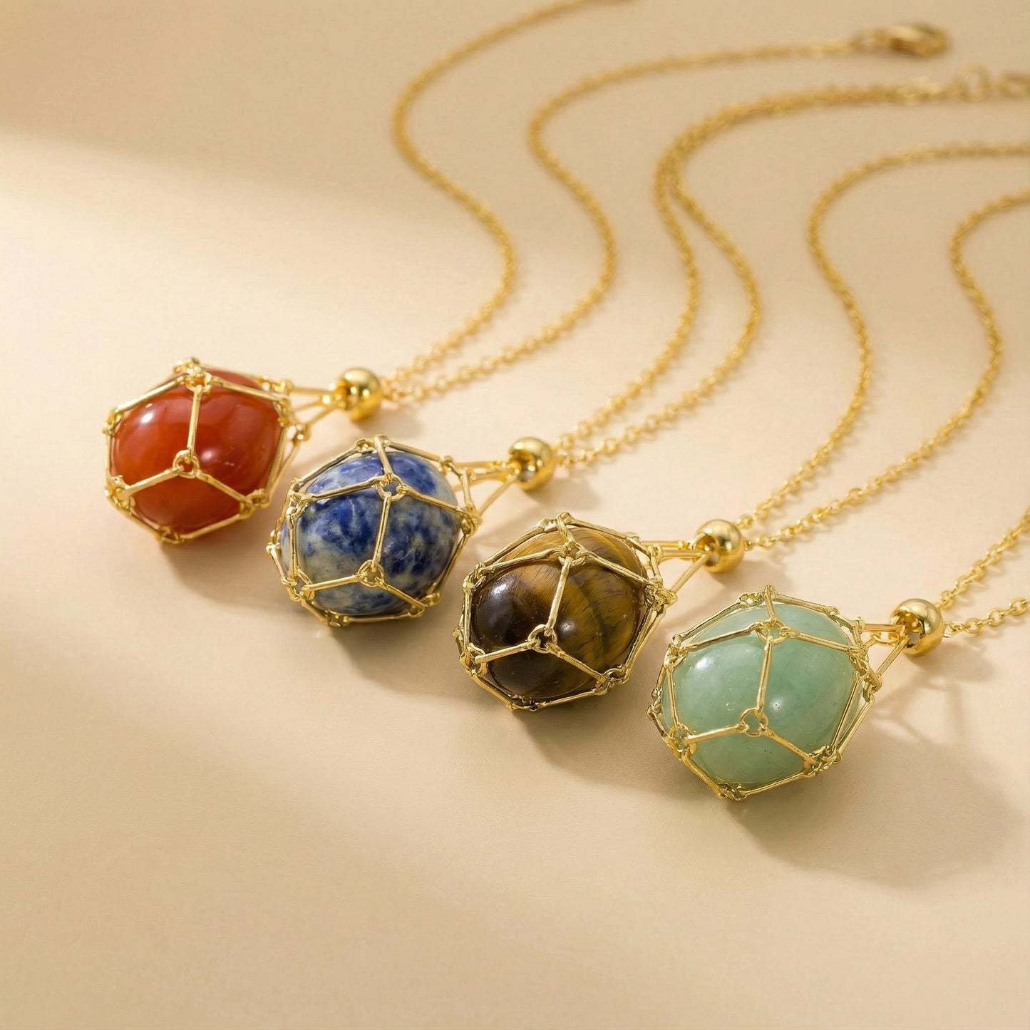 Colgante piedra natural en Jaula | Diseño Geométrico Minimalista de Acero Inoxidable