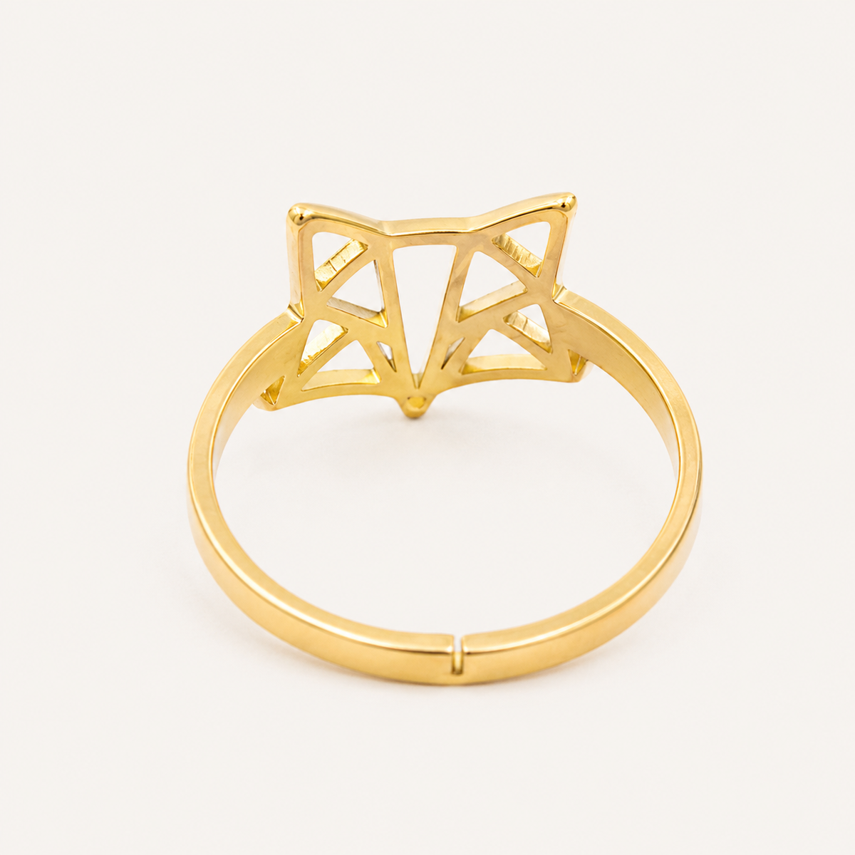 Anillo Zira