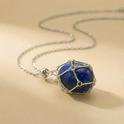 Colgante piedra natural en Jaula | Diseño Geométrico Minimalista de Acero Inoxidable