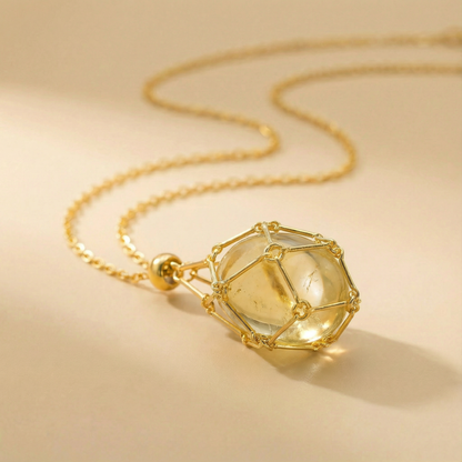 Colgante piedra natural en Jaula | Diseño Geométrico Minimalista de Acero Inoxidable