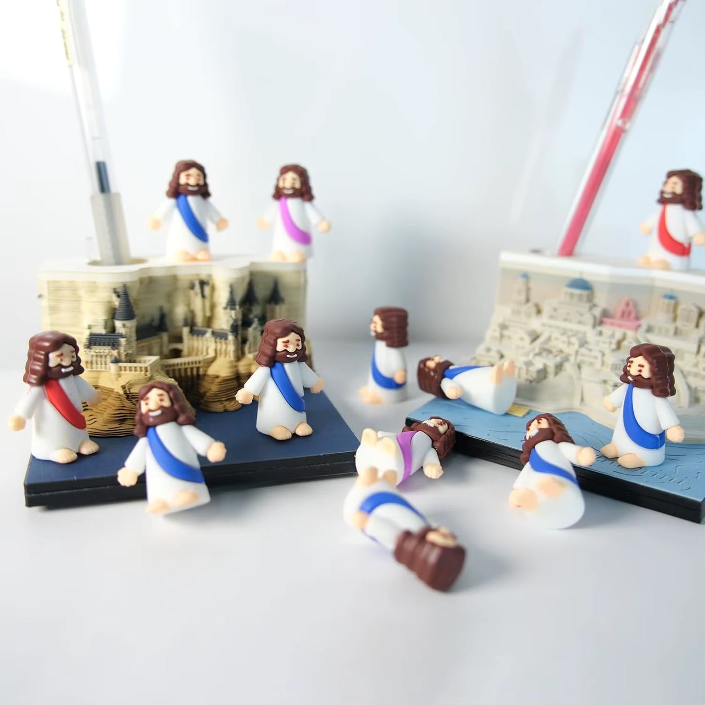 Mini Figuras de Jesús | Decoración Cristiana | Recuerdos Bautizo, Comunión y Confirmación