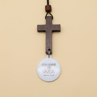 Cruz de Madera para coche con dispositivo NFC