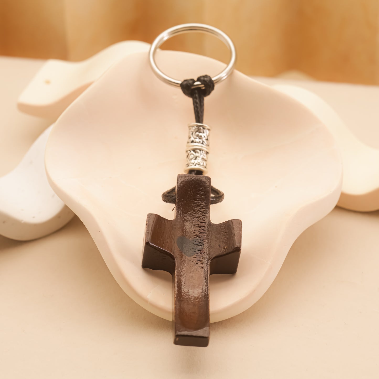 Set 1 Cruz de Madera + 1 Llavero cruz | Símbolo de Fe  | Amor y Protección en tu Mano