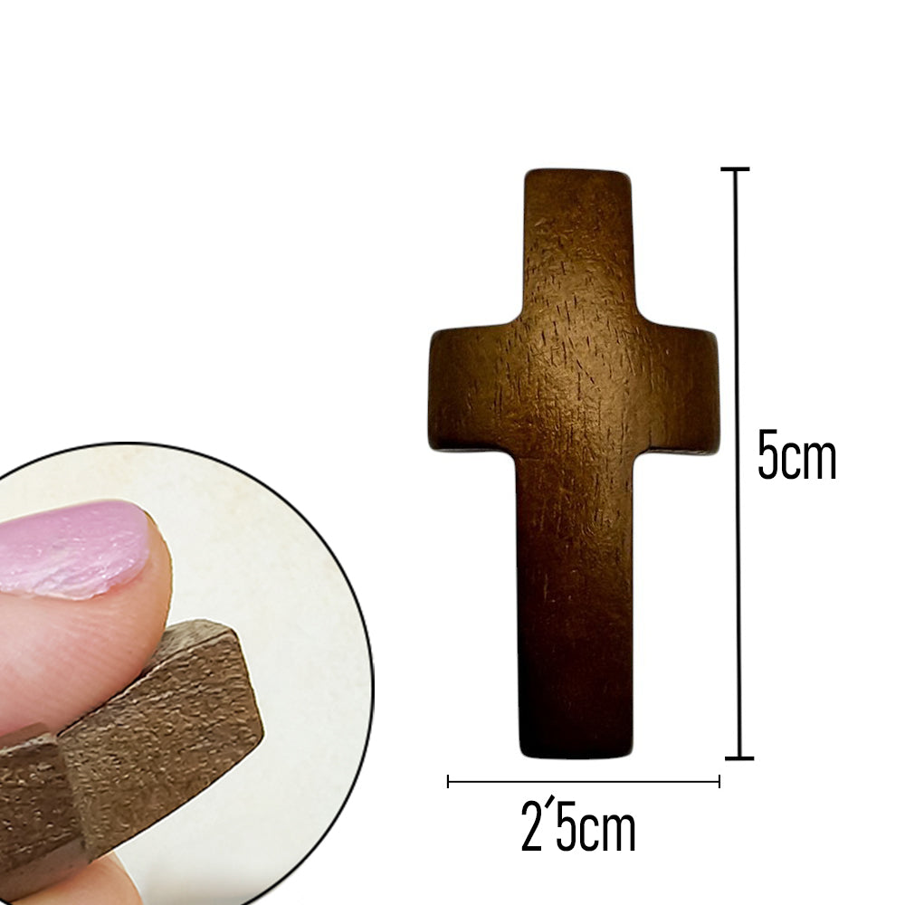 Cruz de Madera con Corazón | Un Símbolo de Fe para Llevar Contigo | Amor y Protección en tu Mano