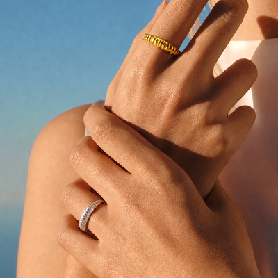 Némesis Lotus Unalome Ring