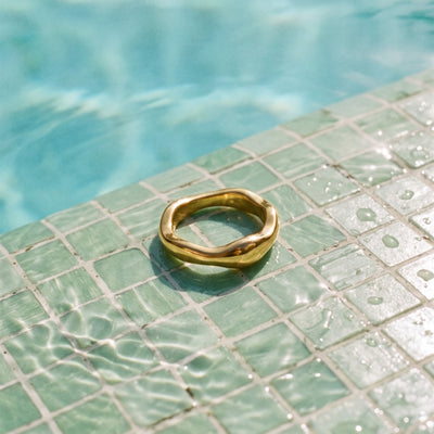 Némesis Lotus Unalome Ring