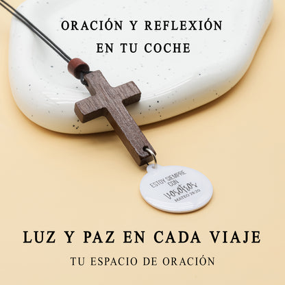 Cruz de Madera para coche con dispositivo NFC